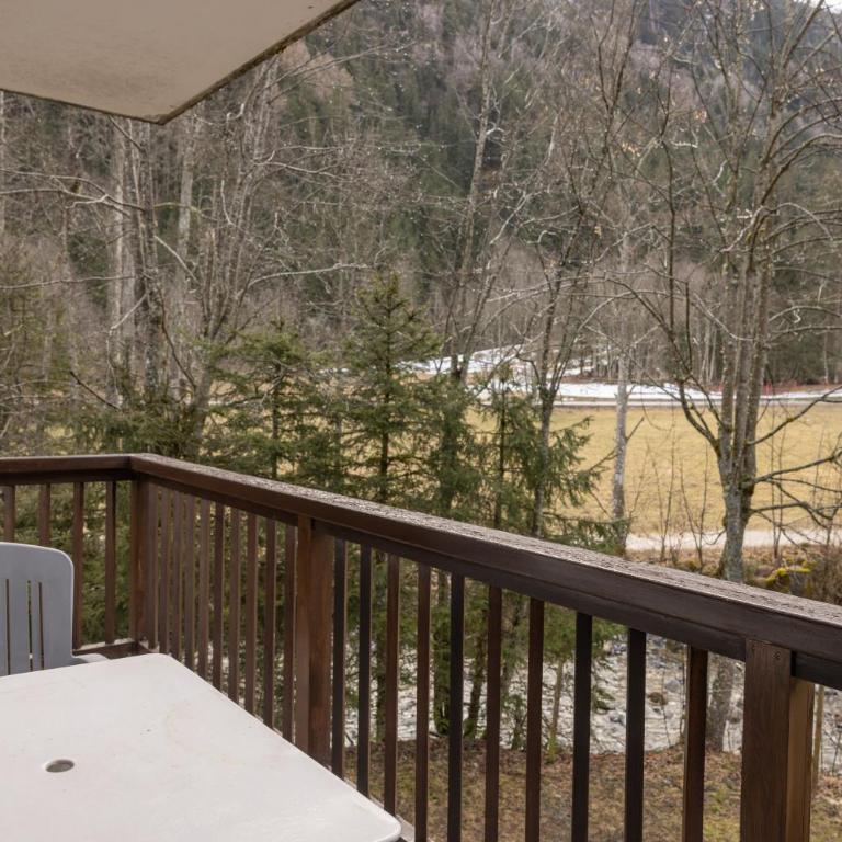 Appartement 4 à 5 personnes - Two-Bedroom Deluxe Apartment with Garden View - 16