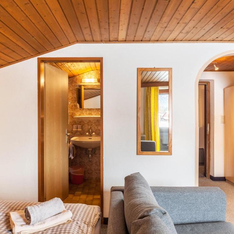 Fewo 5 Haus am Lärchenhang - Superior Apartment mit 1 Schlafzimmer und Balkon - 5