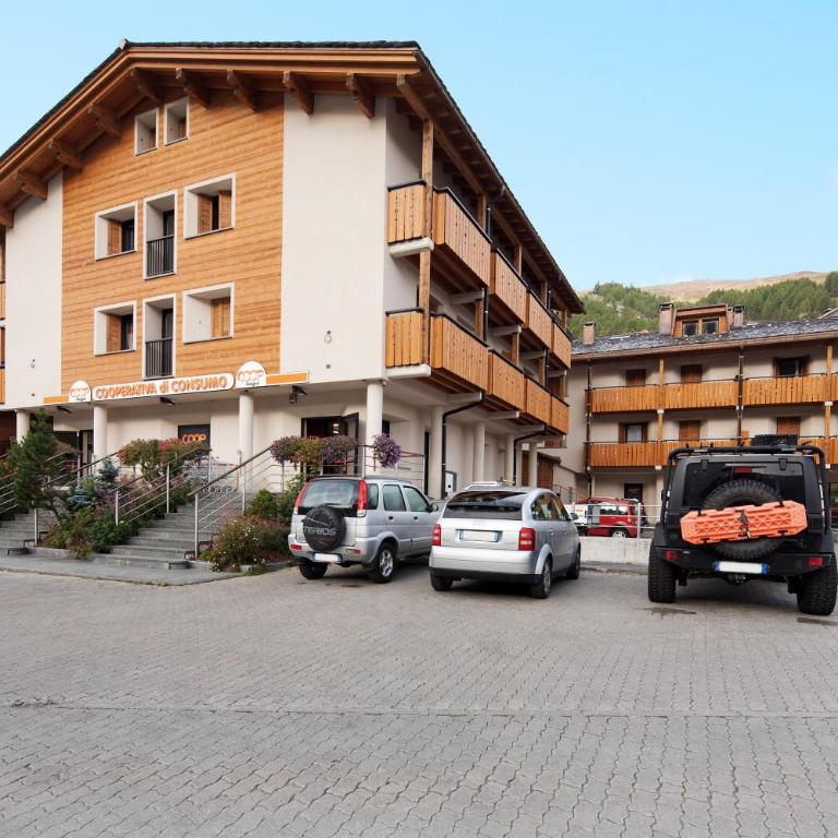Residence Paradisin Livigno - Appartamento con 1 Camera da Letto e Vista Giardino - 1