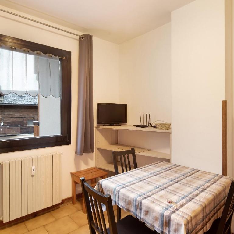 Residence Paradisin Livigno - Appartamento con 1 Camera da Letto e Vista Giardino - 4