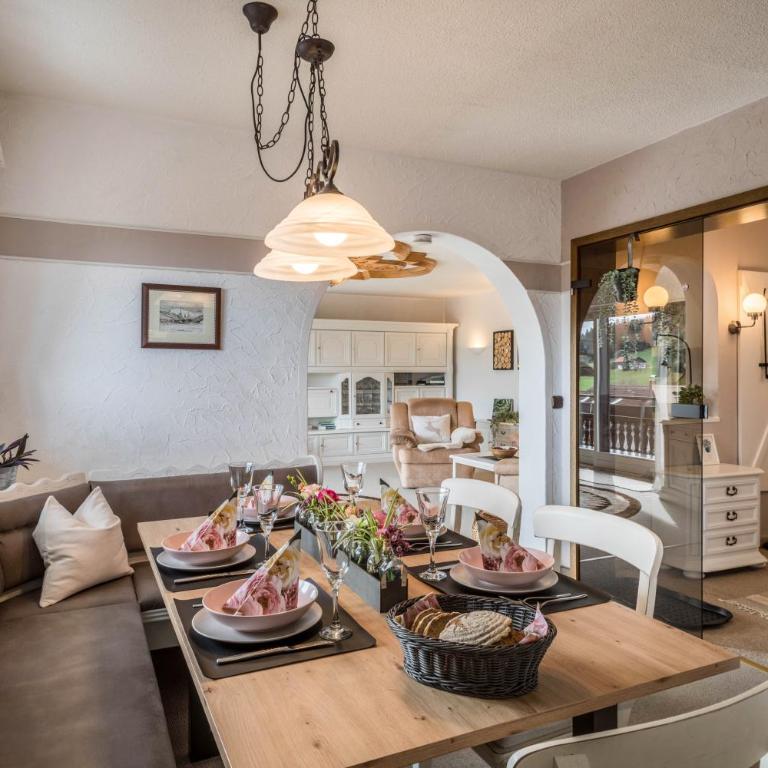 Haus Sonnenhang Wohnung 1 - Deluxe-Apartment mit 2 Schlafzimmern und Gartenblick - 11