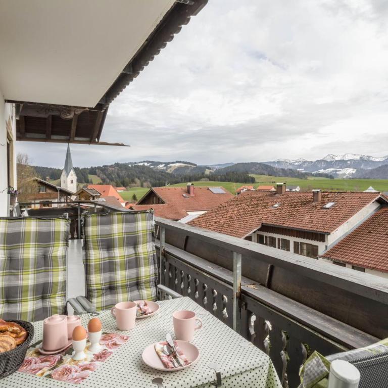 Haus Sonnenhang Wohnung 1 - Deluxe-Apartment mit 2 Schlafzimmern und Gartenblick - 2