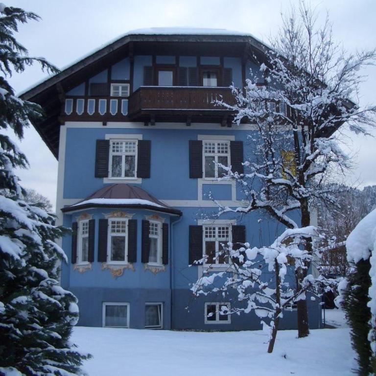 Fewo im Blauen Haus Eg - Two-Bedroom Deluxe Apartment with Garden View - 3