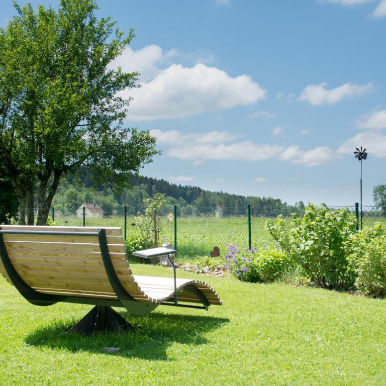 Ferienwohnung Kleiner Spatz - Deluxe-Apartment mit 2 Schlafzimmern und Gartenblick - 2