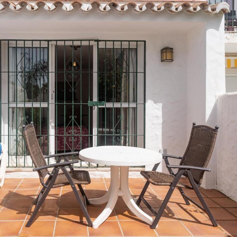 19a Claire - Estudio con vistas al jardín - 22