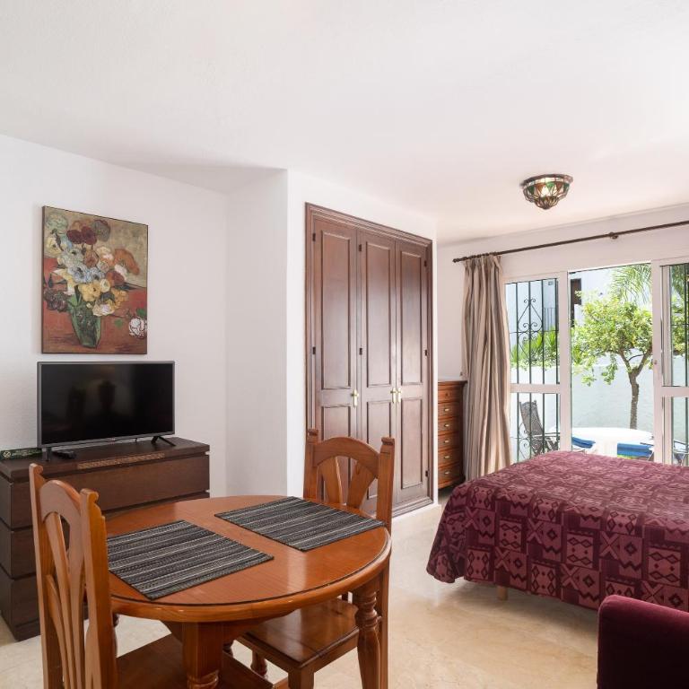19a Claire - Estudio con vistas al jardín - 15