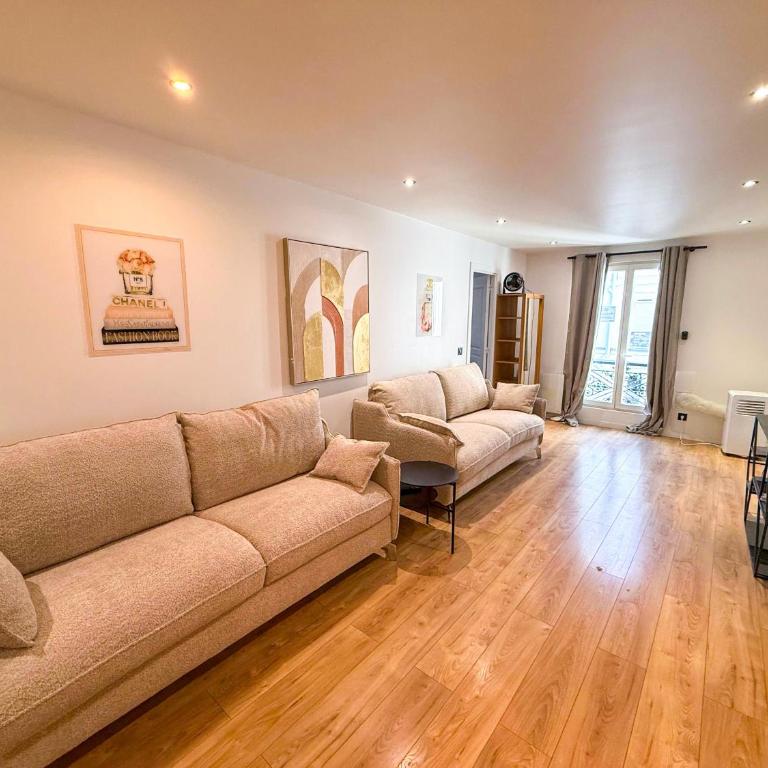 UrbanFlat 103 - Grand appartement - Grands Boulevards - Apartment - 1