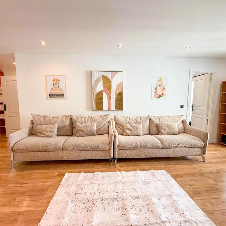 UrbanFlat 103 - Grand appartement - Grands Boulevards - Apartment - 4