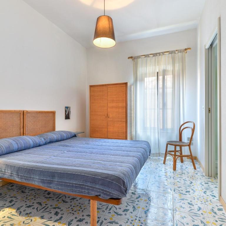 Casa La Torre - Appartamento con 3 Camere da Letto e Vista Acqua - 4