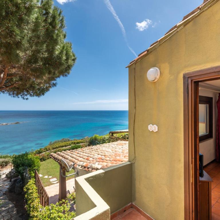 Accu is Prezzus C fronte mare - Appartamento Deluxe con 2 Camere da Letto e Vista Oceano - 1