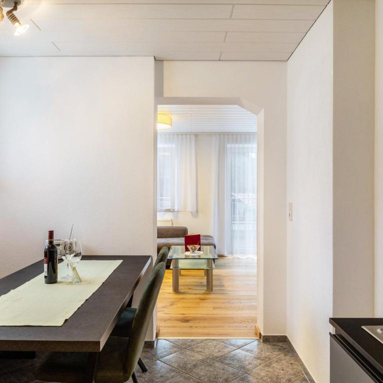 Wohlfühlnest - Apartment mit 2 Schlafzimmern und Bergblick - 11