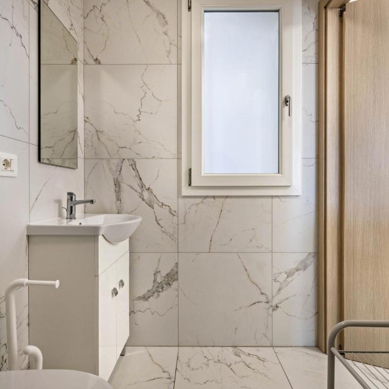 Planet Suite 504 - Monolocale con Terrazza - 16