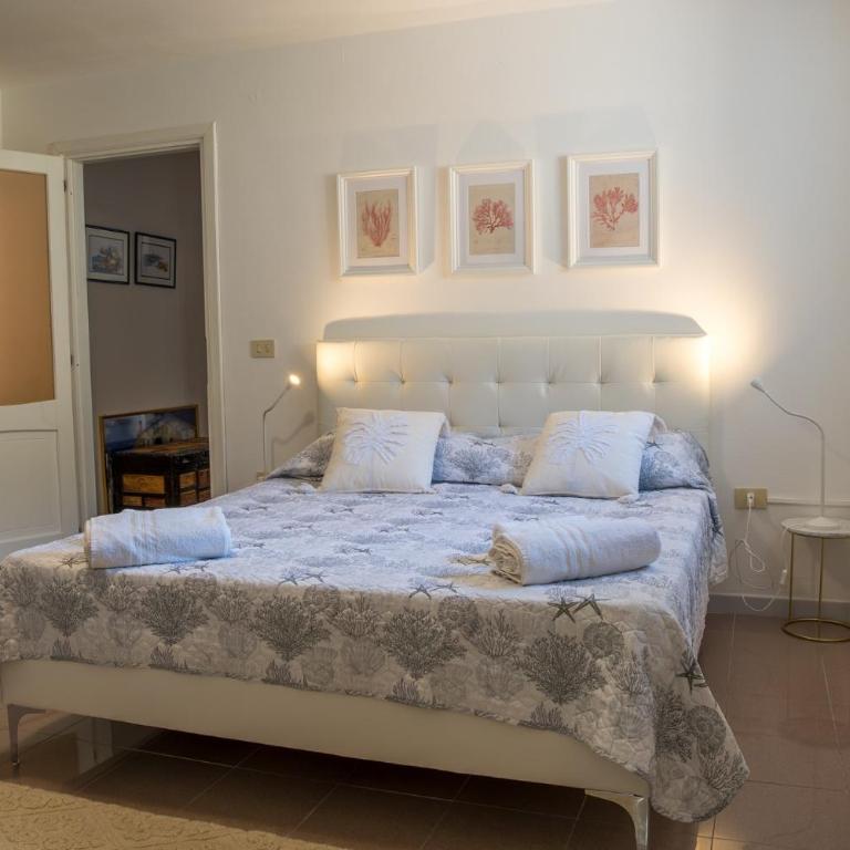Villa Coral Bay - Villa with Sea View - 12
