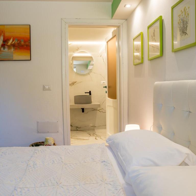 Villa Coral Bay - Villa with Sea View - 16