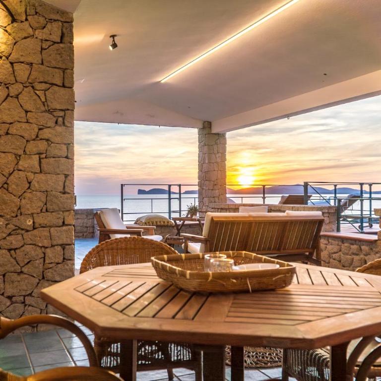 Villa Coral Bay - Villa with Sea View - 30