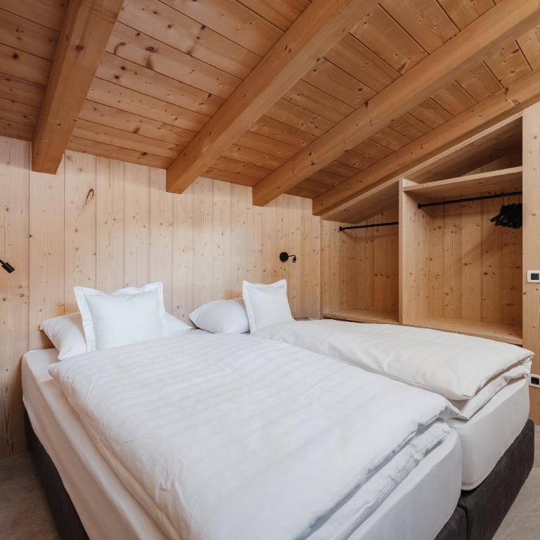 Ciasa Willy App Conturines - Deluxe-Apartment mit 2 Schlafzimmern und Gartenblick - 10