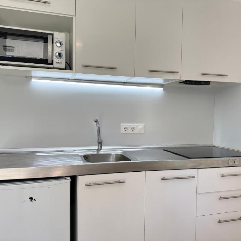 Agi Rescator Apartments - Apartamento Básico de 1 dormitorio (4 adultos) - 3