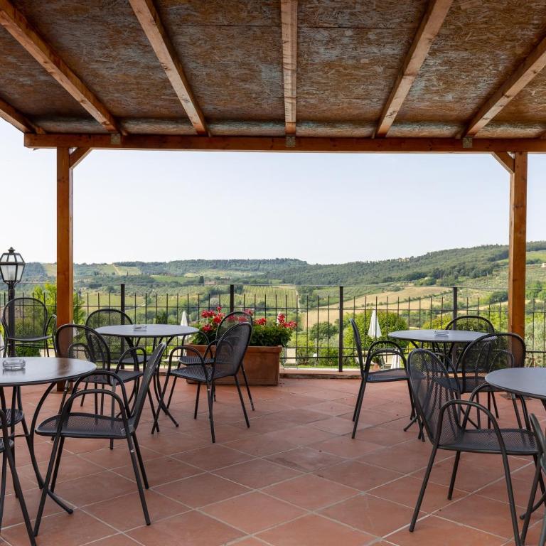 Suite Limonaia - One-Bedroom Apartment with Garden View - 21