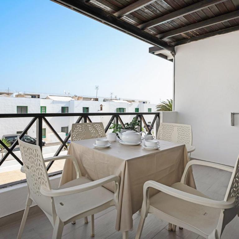 Casa Marina 14 - Superior One-Bedroom Apartment with Balcony - 3