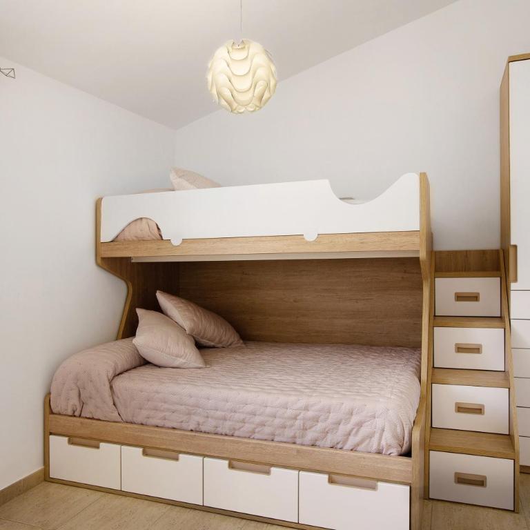 Casa el Quijote - Three-Bedroom House - 19
