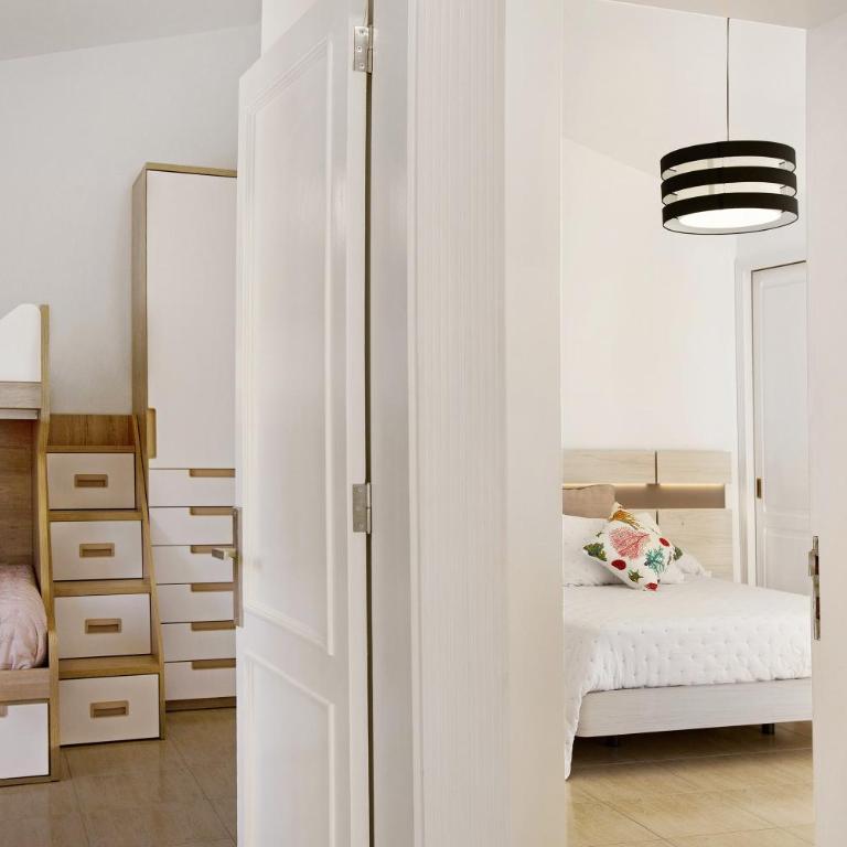 Casa el Quijote - Three-Bedroom House - 18