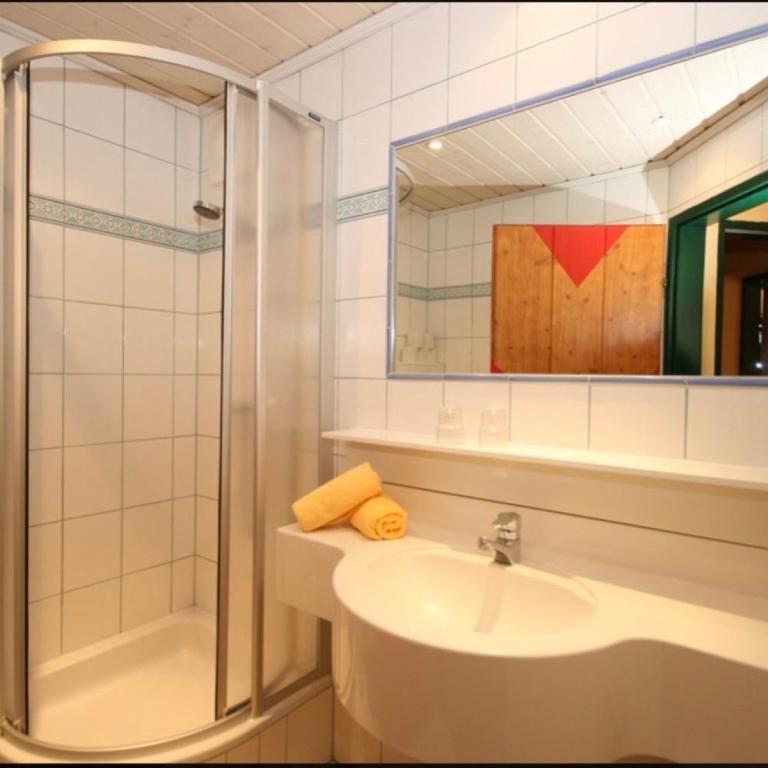 Haus Katharina - Deluxe Apartment mit Balkon und 2 Schlafzimmern - 4