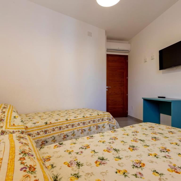 Mediterraneo apartment - Two-Bedroom Deluxe Apartment with Balcony - 16