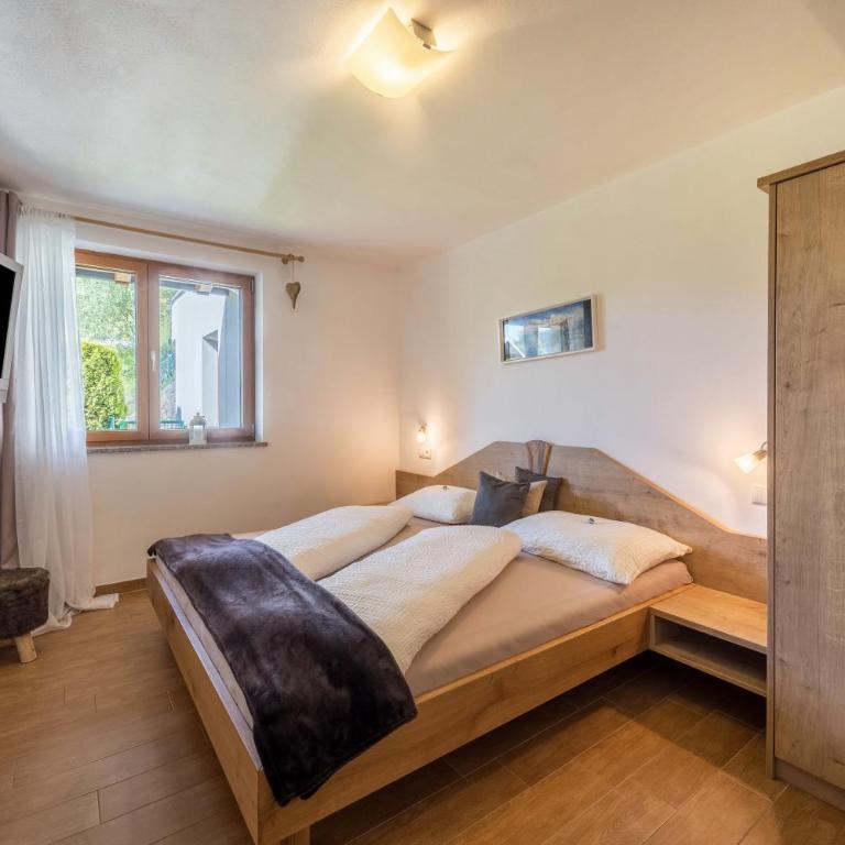 Pfandlerhof Ferienwohnung Grün - Deluxe Apartment mit Balkon und 2 Schlafzimmern - 7