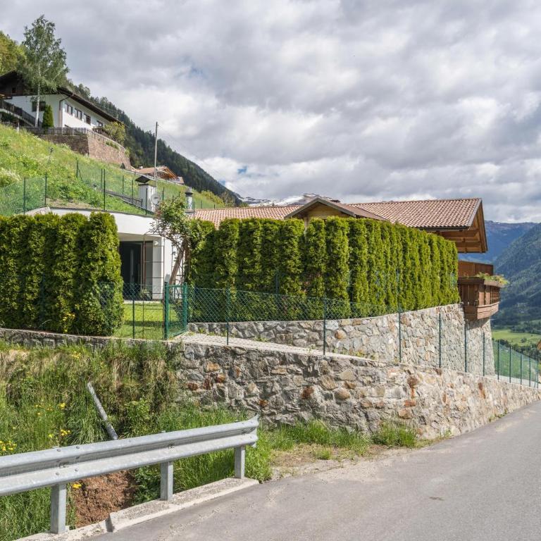 Pfandlerhof Ferienwohnung Grün - Deluxe Apartment mit Balkon und 2 Schlafzimmern - 18