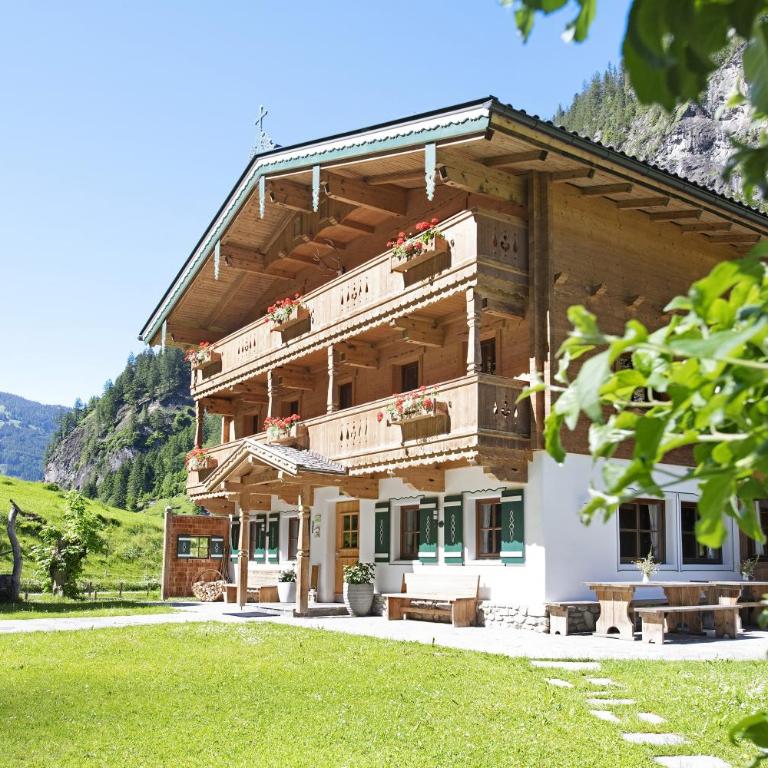 Alpenchalet Lacknerbrunn bis 30 P - Chalet - 1