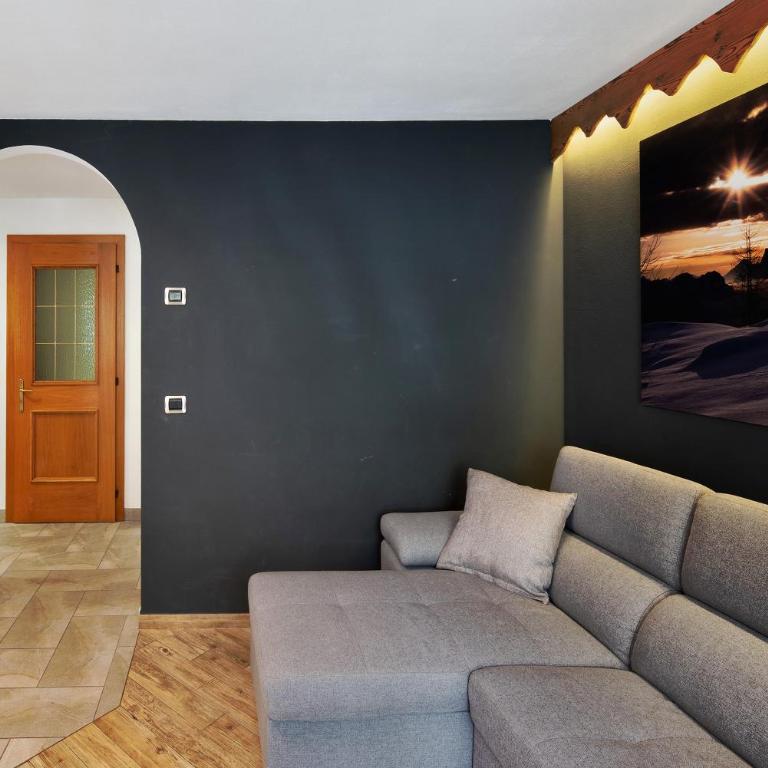 Ciasa Badia - Appartamento Premium con 3 Camere da Letto e Balcone - 7