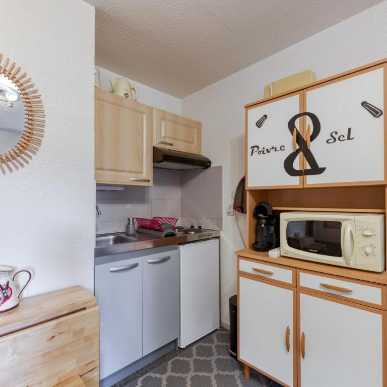 Les sapins 1 - Appartement 1 Chambre Supérieur avec Balcon - 8
