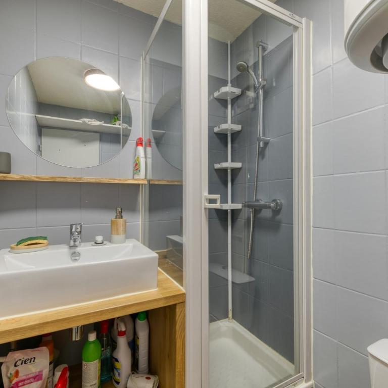 Les sapins 1 - Appartement 1 Chambre Supérieur avec Balcon - 10