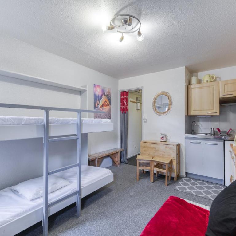 Les sapins 1 - Appartement 1 Chambre Supérieur avec Balcon - 13