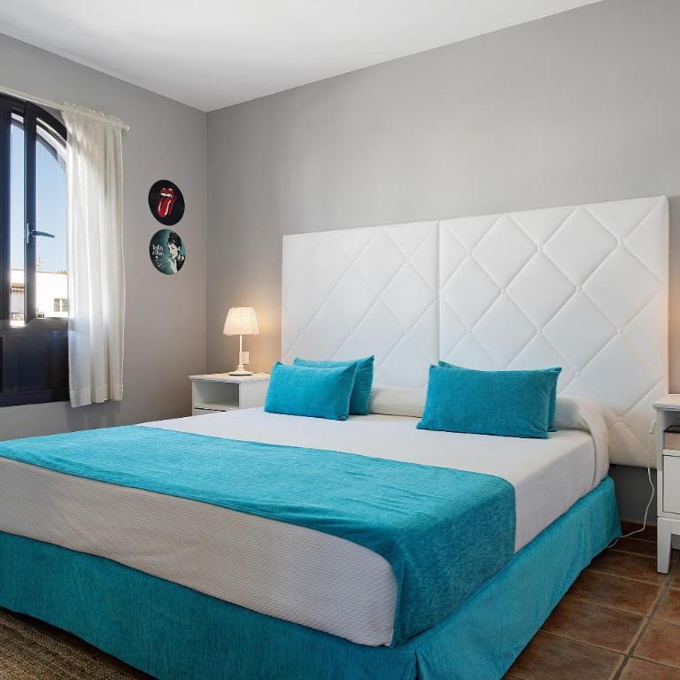 Apartamentos La Estrella iii - Two-Bedroom Deluxe Apartment with Ocean View - 17
