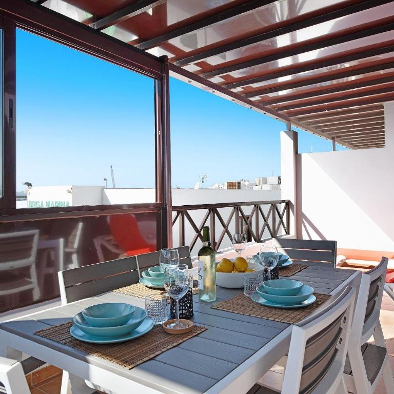 Apartamentos La Estrella iii - Two-Bedroom Deluxe Apartment with Ocean View - 2