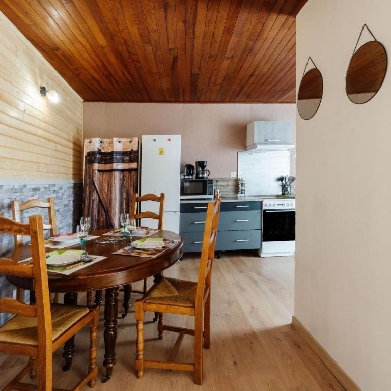 Gîte Zen Attitude - Appartement 1 Chambre - Vue sur Jardin - 7