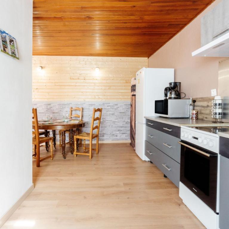 Gîte Zen Attitude - Appartement 1 Chambre - Vue sur Jardin - 8