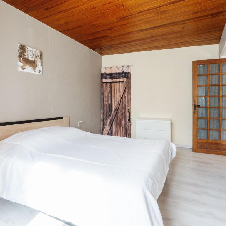 Gîte Zen Attitude - Appartement 1 Chambre - Vue sur Jardin - 11