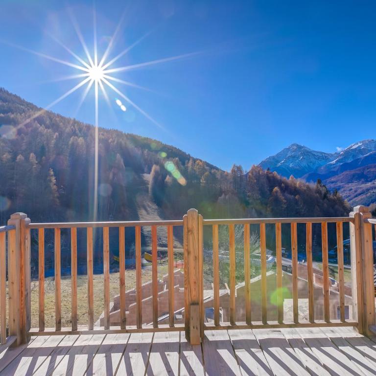 Chalet Merveille Ski In - Ski Out for 9 - Chalet - 33