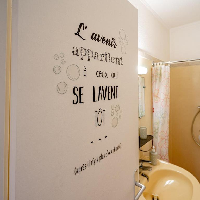 L'Echappée Royannaise - One-Bedroom Apartment with Garden View - 12