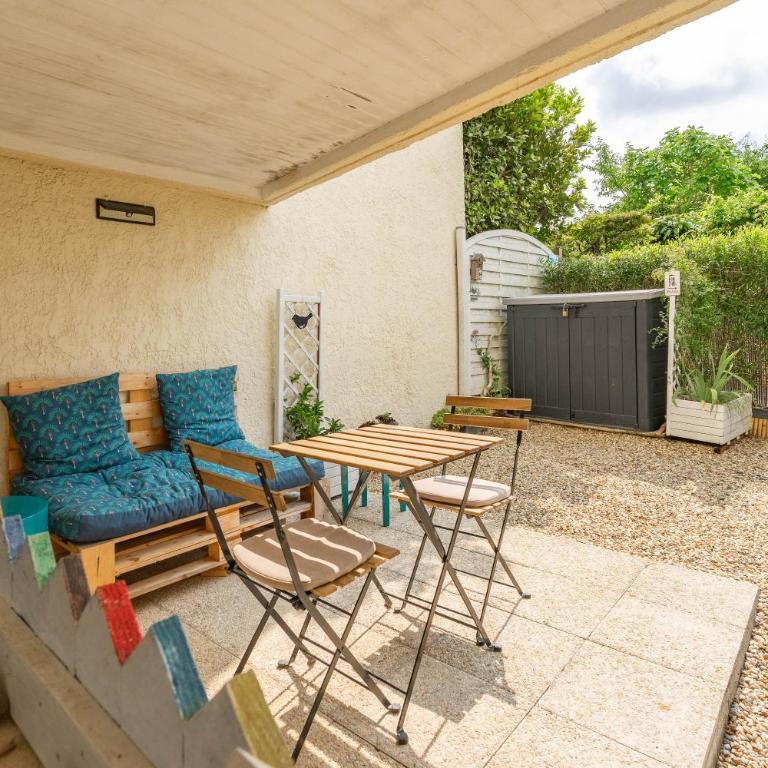 L'Echappée Royannaise - One-Bedroom Apartment with Garden View - 18