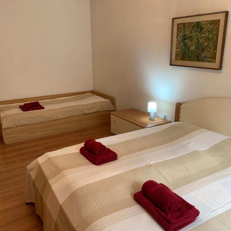 Casa Bruna - Appartamento Deluxe con 2 Camere da Letto e Vista Giardino - 10
