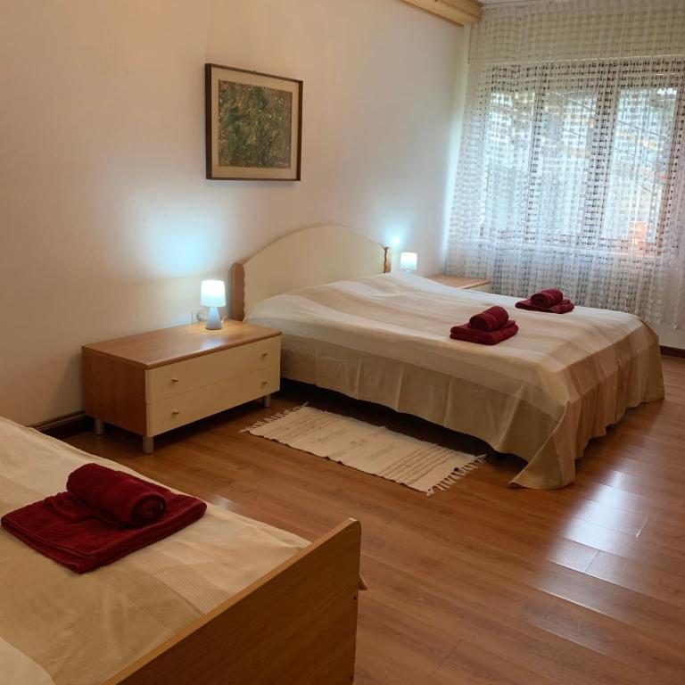 Casa Bruna - Appartamento Deluxe con 2 Camere da Letto e Vista Giardino - 6