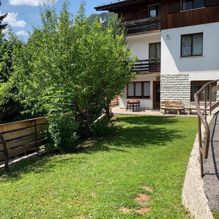 Casa Bruna - Appartamento Deluxe con 2 Camere da Letto e Vista Giardino - 9