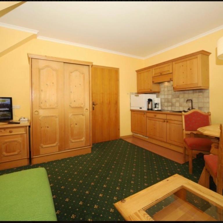 Haus Katharina - Superior Apartment mit Sauna - 3