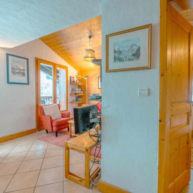 Alpine Duplex w/ Balcony & Fireplace - Happy Rentals - Appartamento con 3 Camere da Letto - 10