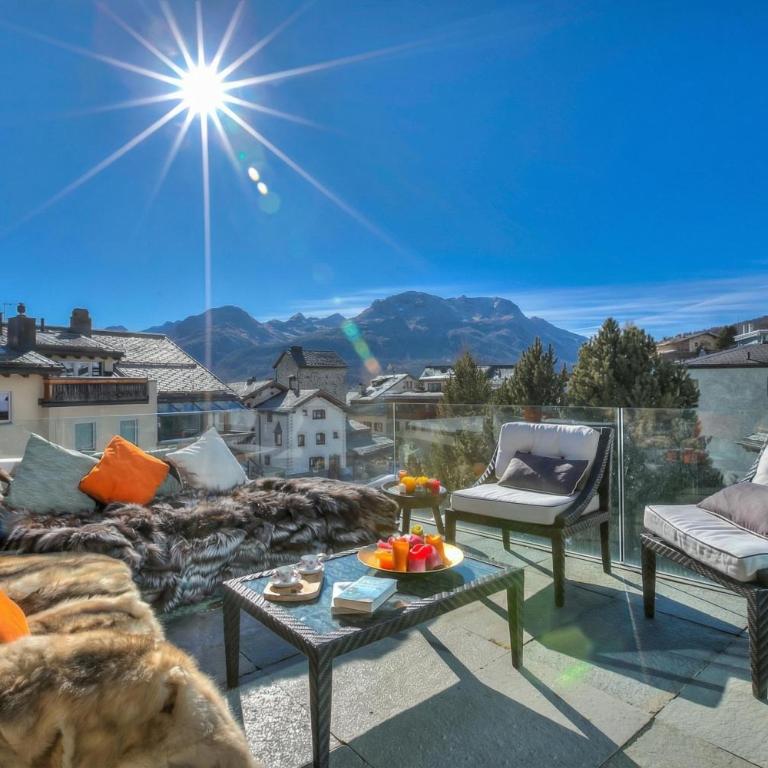 Boutique Chalet Moritz for 12 with Sauna - Deluxe Villa - 1