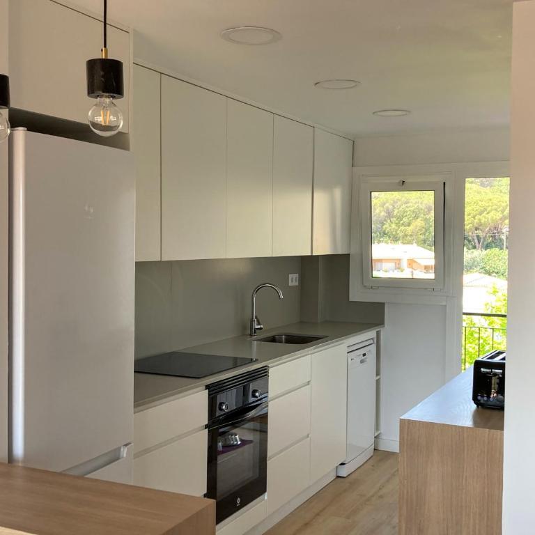 Apartament Creu de Sant Pol - Apartamento Premium de 3 dormitorios con balcón - 11