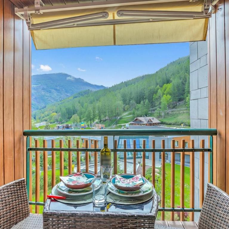 Il Mughetto Ski in / ski out - Happy Rentals - Deluxe Apartment - 1